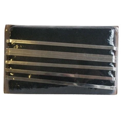 Z799XX171 FILTRES CHARBON (3 FILTRES 310X200MM) + FIXATIONS POUR HOTTE FAGOR - BRANDT - DE DIETRICH 3 Z799XX171 FILTRES CHARBON (3 FILTRES 310X200MM) + FIXATIONS POUR HOTTE FAGOR - BRANDT - DE DIETRICH